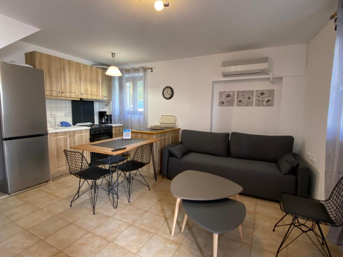 Romantic Maisonette In The Heart Of Pythagoreio Rh Door エクステリア 写真