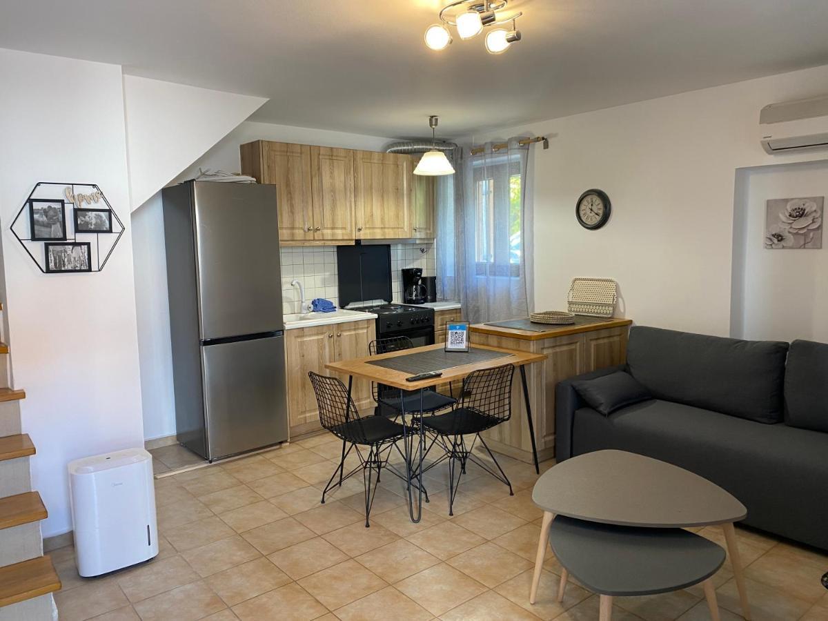 Romantic Maisonette In The Heart Of Pythagoreio Rh Door エクステリア 写真